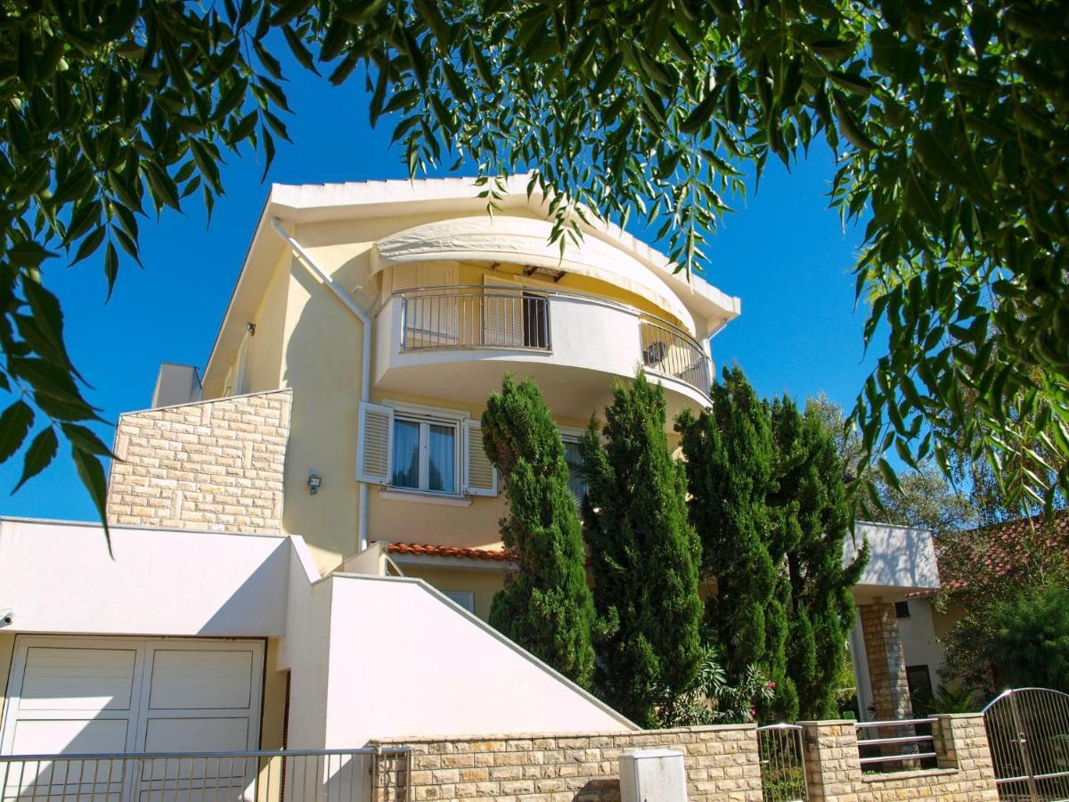 Kristi Apartment Complex Near The Sandy Beach - By Ta Leut Agency بريفلاكا المظهر الخارجي الصورة